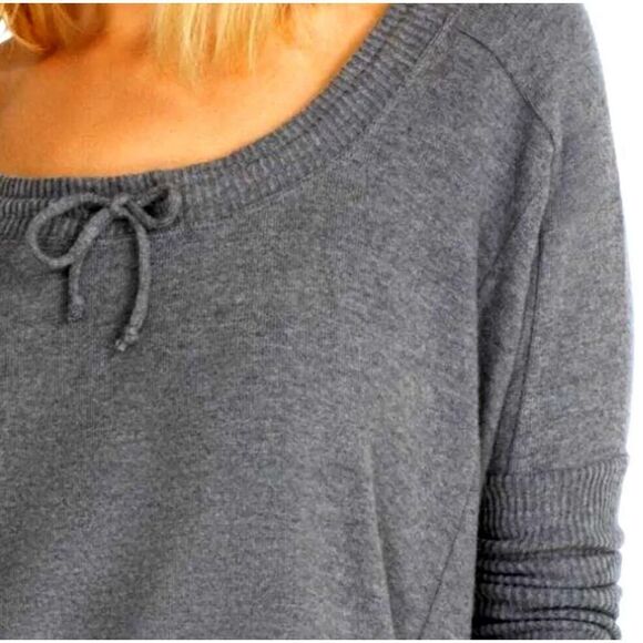 New. Calme crop sweater. XS. Retails $138 - Picture 5 of 10